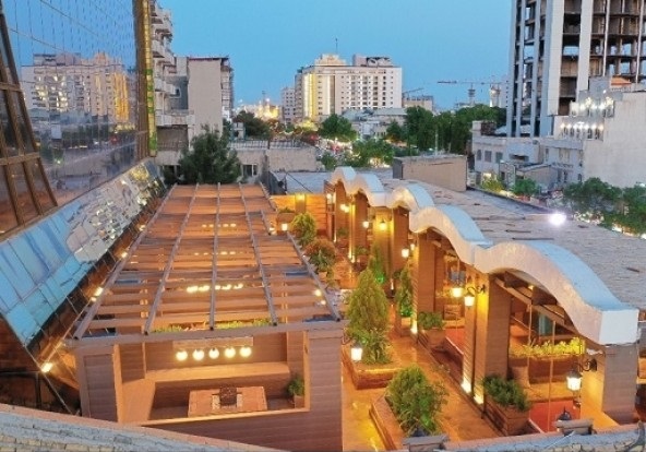 فضای سنتی هتل تارا مشهد